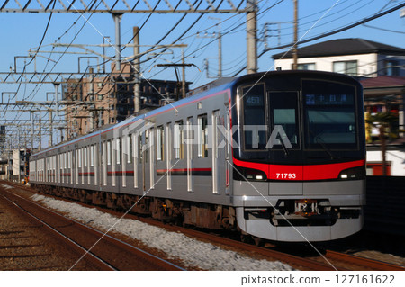 [TS] 東武晴空塔線/東武伊勢崎線 70090 系列（直達東京地鐵日比谷線） 127161622
