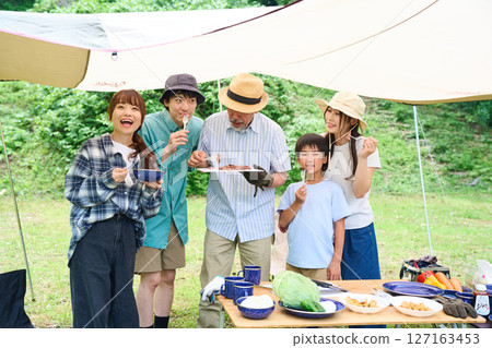 3 generations camping outdoor barbecue BBQ family colleagues friends 3 generations camping outdoor barbecue BBQ family colleagues friends 127163453