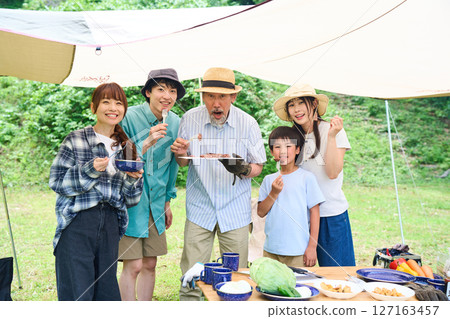 3代人露營戶外烤肉BBQ家人同事朋友 127163457