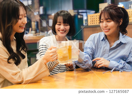 A young woman toast A young woman toast 127165087