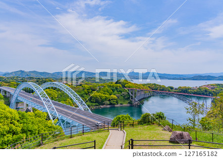 (Nagasaki Prefecture) Shin-Saikai Bridge and Saikai Bridge as seen from the Saikai-no-Oka Observatory (Nagasaki Prefecture) Shin-Saikai Bridge and Saikai Bridge as seen from the Saikai-no-Oka Observatory 127165182