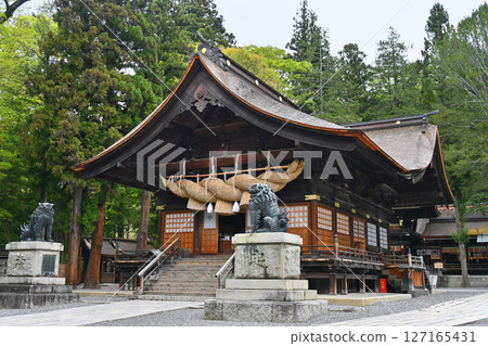 諏訪大社、下社秋宮、神樂堂、信州 127165431