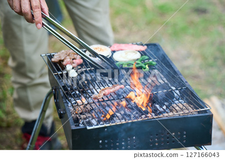 露營、戶外、烤肉、BBQ、烤肉、炭火 127166043