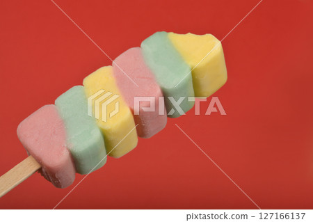 A colorfu popsicle A colorfu popsicle 127166137