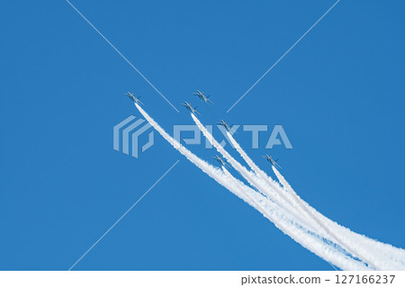 航展明星:日本航空自衛隊的藍色衝擊波 航展明星:日本航空自衛隊的藍色衝擊波 127166237