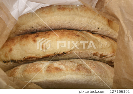 Freshly baked flatbreads 127166301