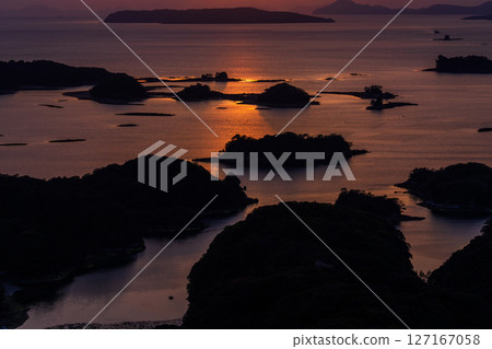 長崎縣佐世保灣九十九島的日落 127167058