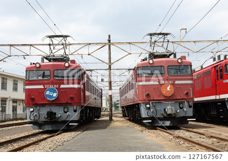 EF 81 electric locomotive 127167567
