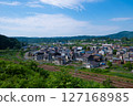 A residential area with a clear blue sky (Kawaguchi, Nagaoka City, Niigata Prefecture) 127168985