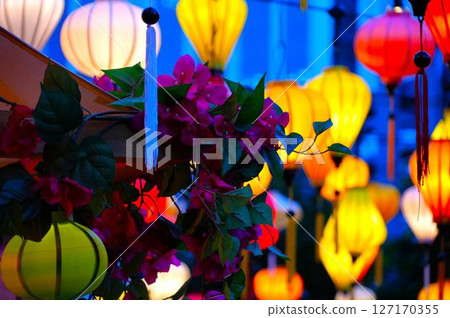 Asian lantern festival / festival at night Asian lantern festival / festival at night 127170355