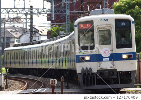[TD] Tobu Noda Line 8000 Series Train (Express: Omiya⇔Kashiwa) 127170409