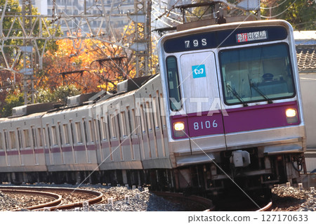 [Z] Tokyo Metro Hanzomon Line 8000 Series Train (Tobu Isesaki Line Direct) 127170633