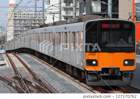 [TN] Tobu Isesaki Line 50050 series (direct to Tokyo Metro Hanzomon Line) 127170762