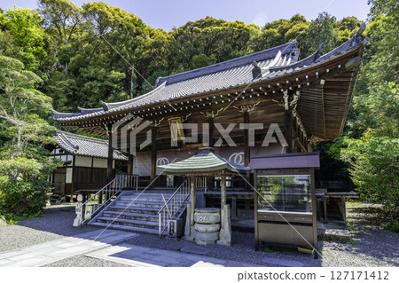 50th of the 88 Shikoku Temples: Main Hall of Hanadaji Temple, Matsuyama City, Ehime Prefecture 50th of the 88 Shikoku Temples: Main Hall of Hanadaji Temple, Matsuyama City, Ehime Prefecture 127171412