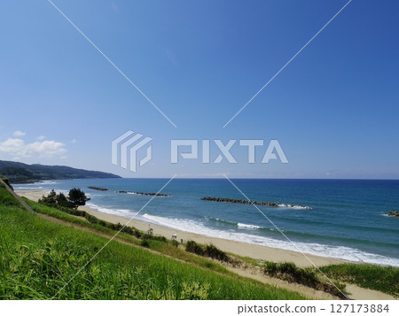 The Sea of Japan as seen from the Kirara Taki Roadside Station (Izumo City, Shimane Prefecture) The Sea of Japan as seen from the Kirara Taki Roadside Station (Izumo City, Shimane Prefecture) 127173884
