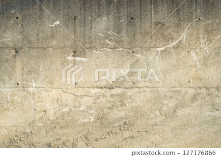 底部有凸起和污垢的混凝土牆的背景紋理 127176866