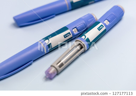 Insulin injection pen or insulin cartridge pen for diabetics and weight loss. Insulin injection pen or insulin cartridge pen for diabetics and weight loss. 127177113