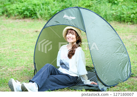 Hiking, camping, leisure, middle-aged, senior Hiking, camping, leisure, middle-aged, senior 127180007