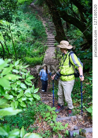 健行、健行、老年、散步、爬山 127180520