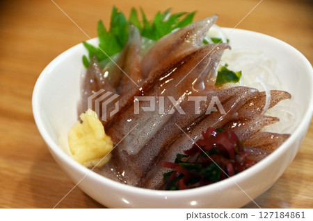 螢火蟲魷魚生魚片 螢火蟲魷魚生魚片 127184861