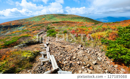 秋季攀登栗駒山（栗駒山～益山） 127185088