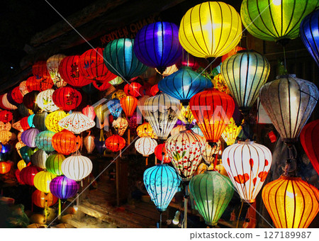 海外復古燈籠的照片 127189987