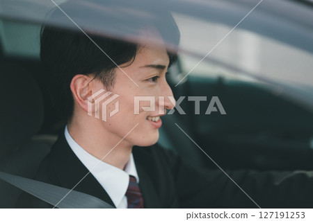 公司車輛外出銷售 127191253