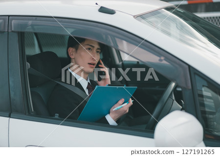 公司車輛外出銷售 127191265