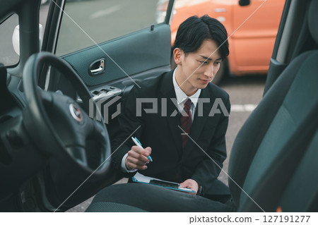 汽車現場評估 127191277