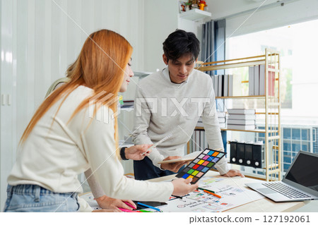 team of UI UX web designer are working together to develop mobile responsive websites with UI UX front end designer previews team of UI UX web designer are working together to develop mobile responsive websites with UI UX front end designer previews 127192061