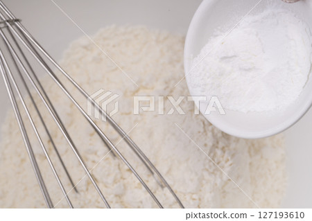 烤司康餅的製作過程 127193610