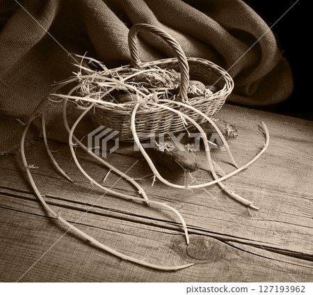 old potatoes 127193962