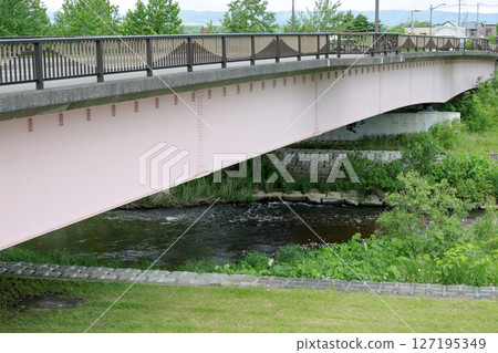 橋, 河, 溪, 河床, 綠化, 流, 清澈的溪流, 大自然, 水面 橋, 河, 溪, 河床, 綠化, 流, 清澈的溪流, 大自然, 水面 127195349