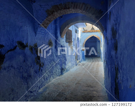 Streets and houses of Chefchaouen, Morocco painted in blue Streets and houses of Chefchaouen, Morocco painted in blue 127199172