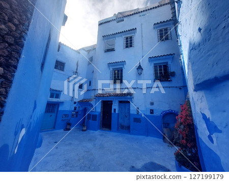 Streets and houses of Chefchaouen, Morocco painted in blue Streets and houses of Chefchaouen, Morocco painted in blue 127199179
