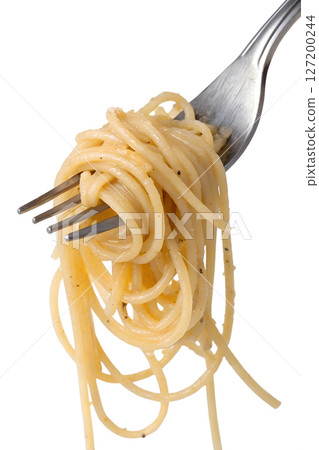 Spaghetti on fork isolated on transparent background, italian pasta dish, twirled noodles 127200244