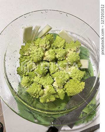 北海道羅馬花椰菜[分開/微波爐加熱前] 127201012