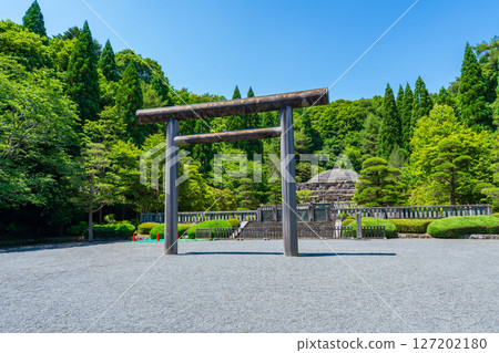 東京八王子市昭和第 124 代天皇武藏野陵 東京八王子市昭和第 124 代天皇武藏野陵 127202180