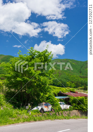 Idyllic summer scenery in Nagawa Town Summer Satoyama scenery Idyllic summer scenery in Nagawa Town Summer Satoyama scenery 127202711
