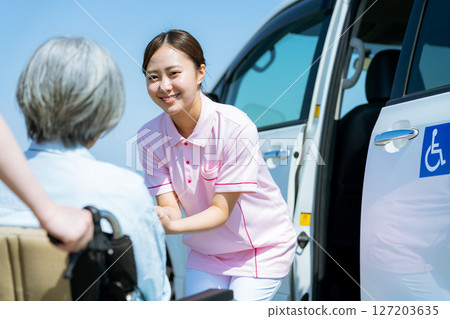 照顧者來接 127203635