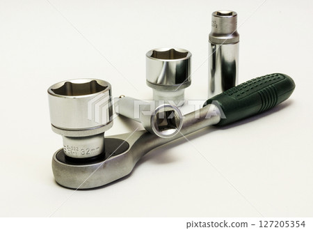 Hand tool. Key ratchet with extension and union heads Hand tool. Key ratchet with extension and union heads 127205354