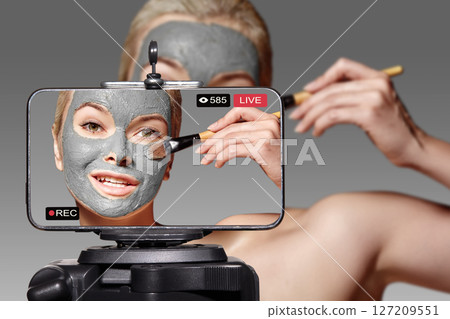 Woman Beauty Vlogger. Video Clip by Smartphone Sharing on Social Media. Fashion Blogger Live. Skin Care Routine Tutorial 127209551