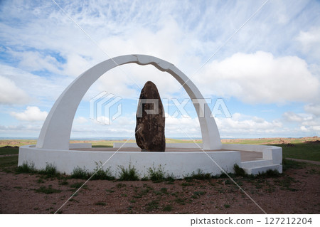 Stupa in Ikh gazriin chuluu National Park, Mongolia 127212204
