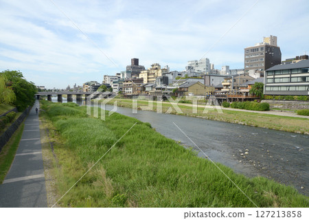 Kamo River, downstream view from Oike Bridge, Kyoto City Kamo River, downstream view from Oike Bridge, Kyoto City 127213858