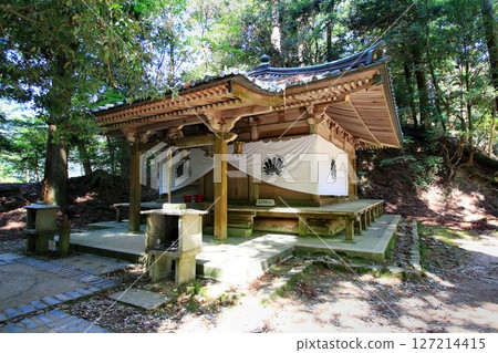 Cosmic energy pours down to protect Kyoto from evil spirits... Kurama Temple's "Fudo Hall" 127214415