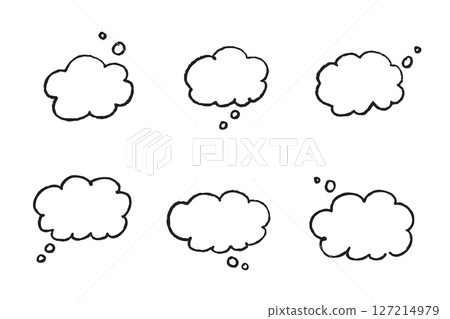 Simple hand-drawn monochrome thought bubble set (line drawing style) 127214979