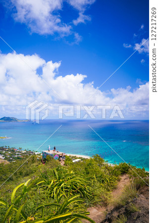 Beautiful ocean of Lanikai Beach seen from the pillbox in Hawaii 127217269