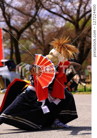 Iwate Prefecture Folk Performing Arts Performance: Onikenmai 127224400
