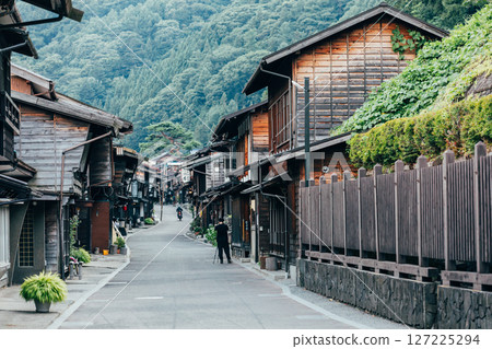 <奈良井宿> 長野縣木曾市的驛站町 127225294