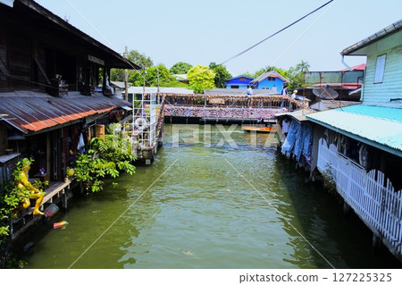 Khlong Bang Luang 水上市場，泰國 127225325